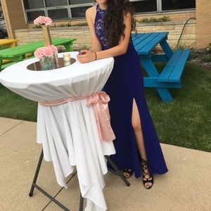 Long blue prom dress!
